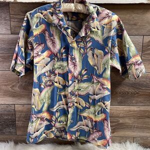 UTY APPAREL Aloha Floral Button Up Collared Hawaiian Camp Shirt Men's Size Small